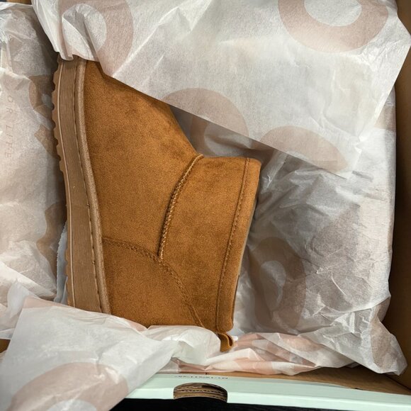 SO Lupita Women's Low Boots Faux Fur Lined Chestnut Color Size 8 New in Box - Picture 9 of 10